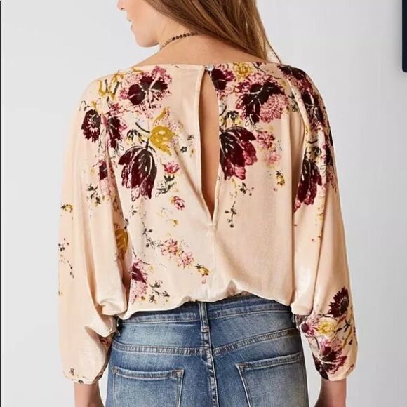 #139 FREE PEOPLE babe floral velvet bodysuit - Picture 3 of 14